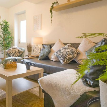 Principality Suites - Two Bed Apartment By Property Promise Кардифф Экстерьер фото