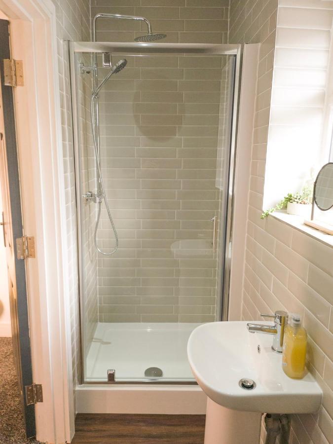 Principality Suites - Two Bed Apartment By Property Promise Кардифф Экстерьер фото