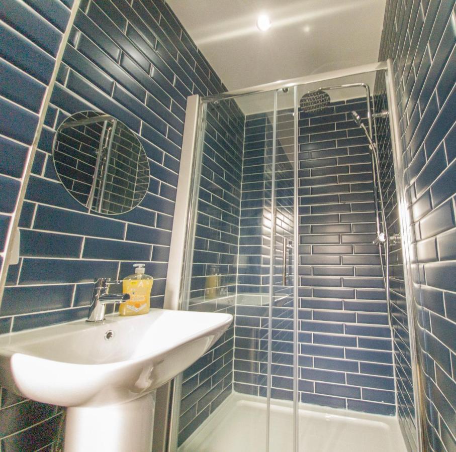 Principality Suites - Two Bed Apartment By Property Promise Кардифф Экстерьер фото