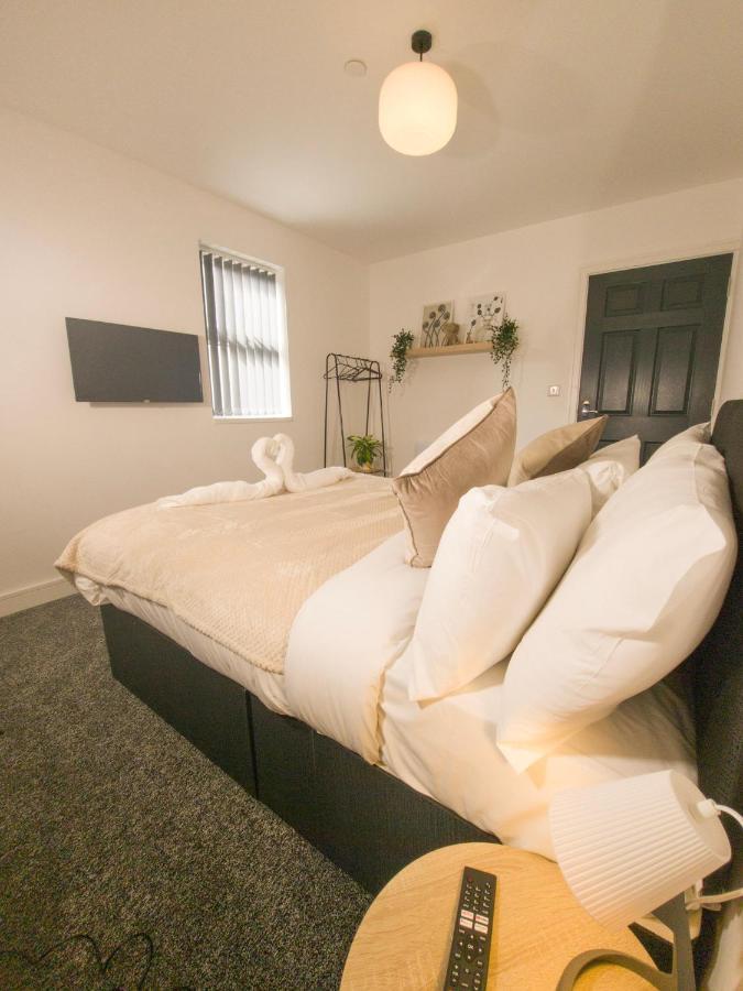 Principality Suites - Two Bed Apartment By Property Promise Кардифф Экстерьер фото