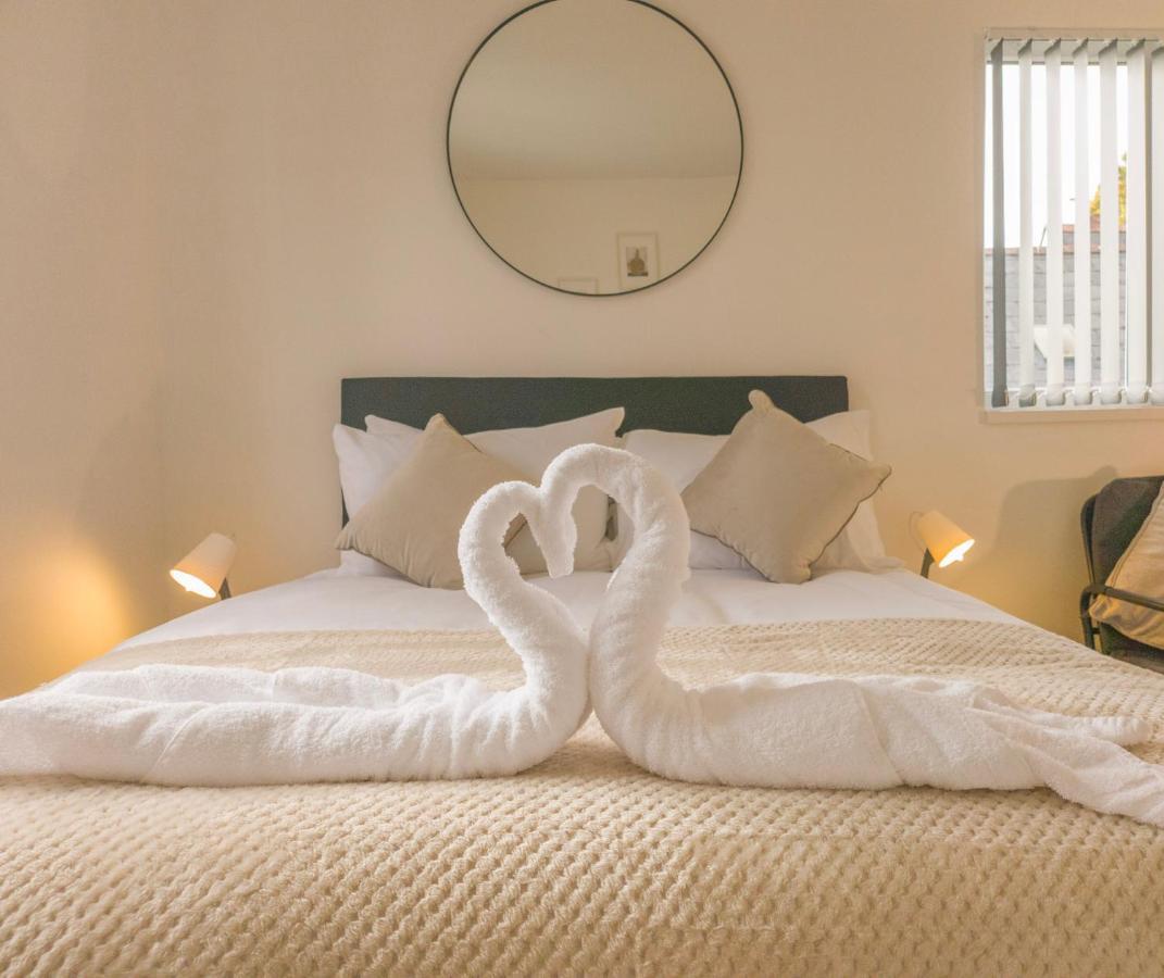 Principality Suites - Two Bed Apartment By Property Promise Кардифф Экстерьер фото